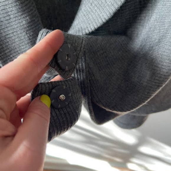 Alice + Olivia Asymmetrical Draped Wool Ribbed Knit Wrap Cardigan Vest - Picture 9 of 12